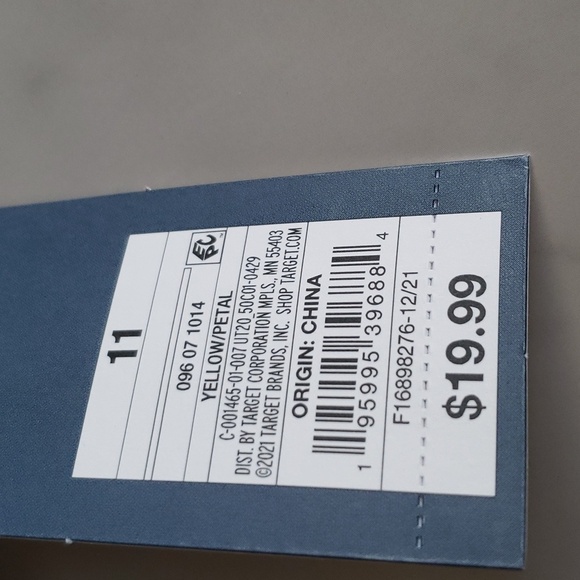 Universal Thread™ Petal Tubular Sandals - Yellow Size 11 - Picture 6 of 6